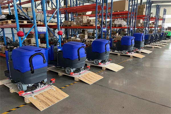 Delivery A 20"GP container Scrubber Dryer To Vietnam
