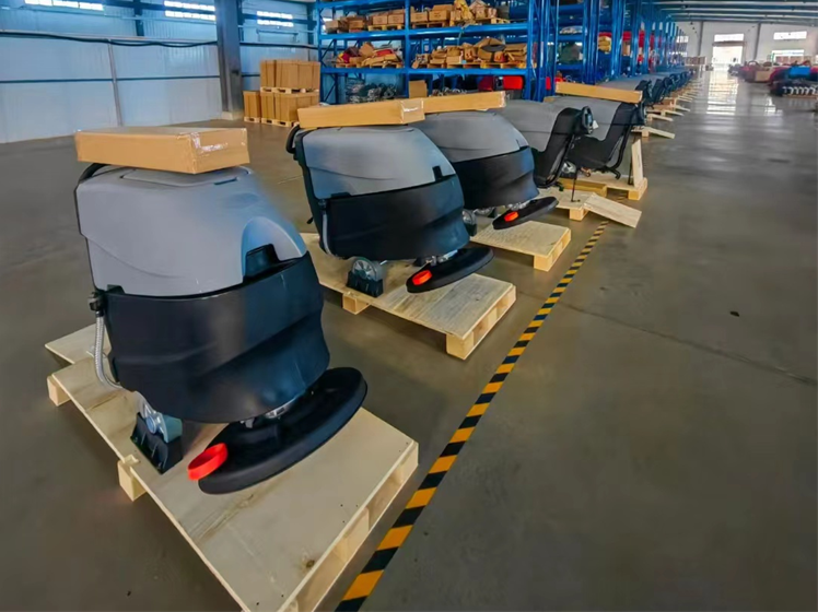 Delivery 2*40"HQ containers Floor scrubber To West Europe