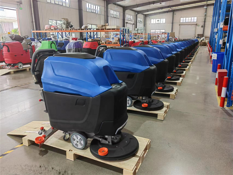 The advantages of ALTON self-propelled walk behind floor scrubber T5BT