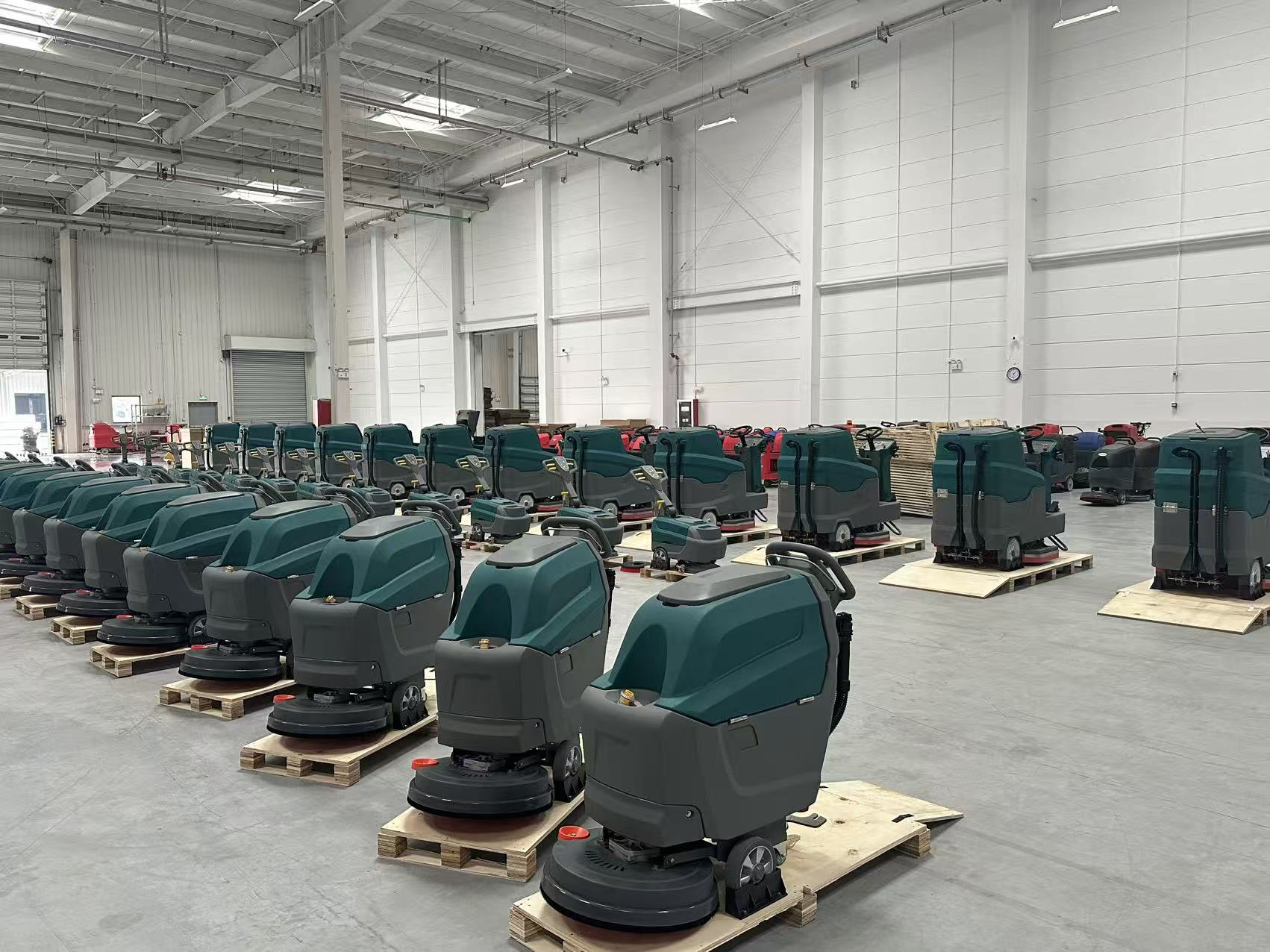 alton 50 CE RoHS certified floor scrubbers ready for shipment to Europe