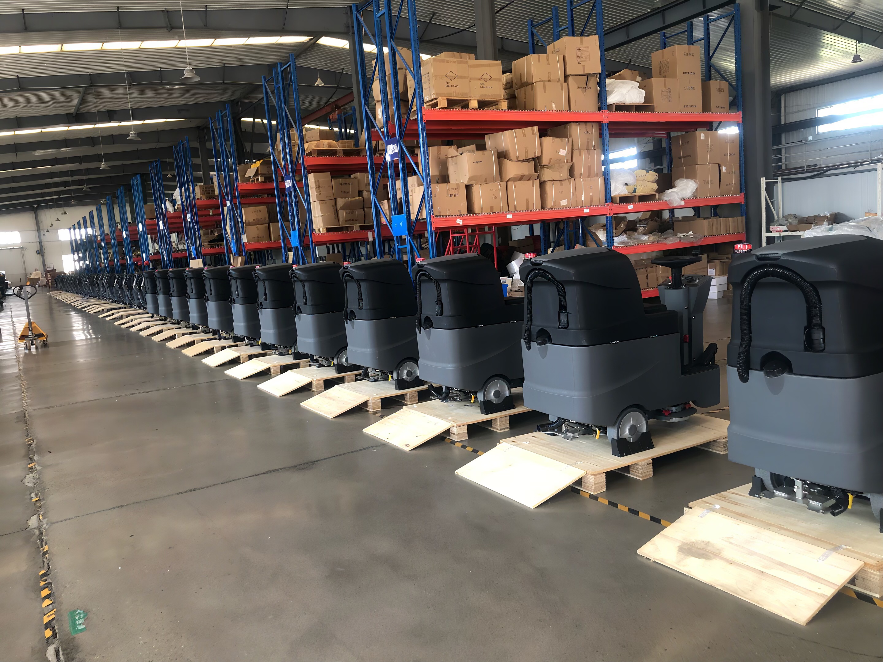 Nanjing Alton Technology Co., Ltd. Ships 40 Floor Scrubbers, with T5BT/660 And A9 Leading The New Trend in Cleaning