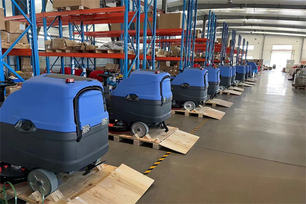 Delivery A 40HQ container Scrubber Dryer To Tailand